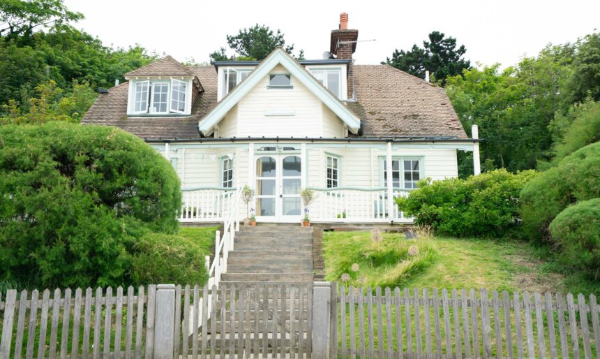 The Clapperboard House image 1