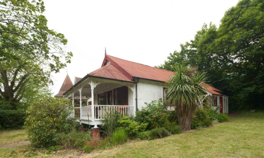 The Colonial Victorian Lodge Bungalow image 2