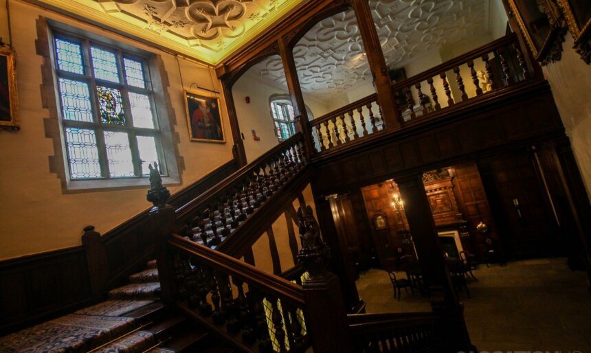 mezzanine for filming