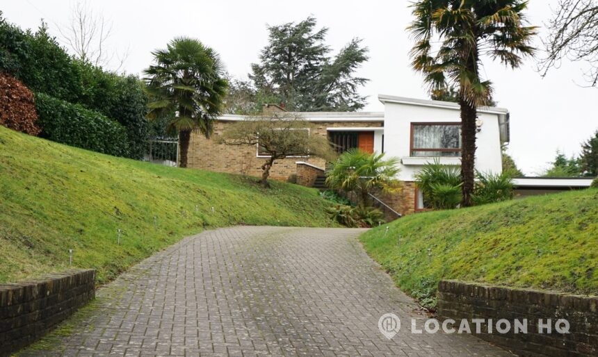 70’s Retro London House