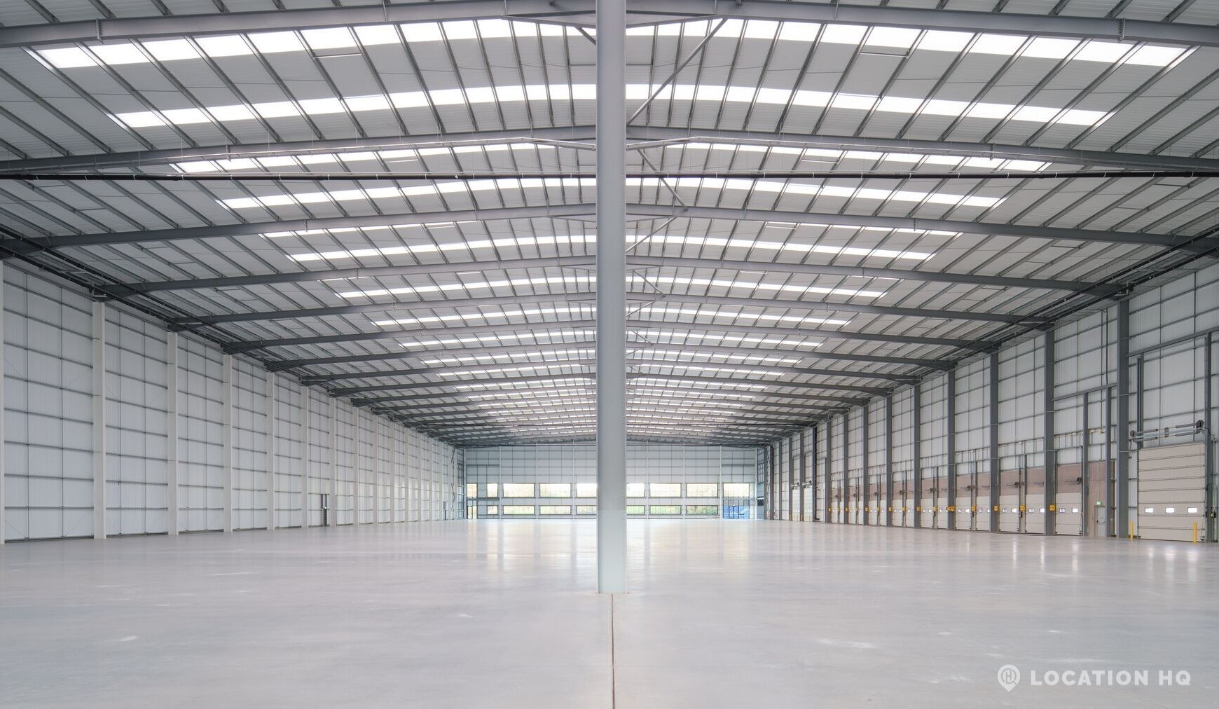 Empty Warehouse set build production base