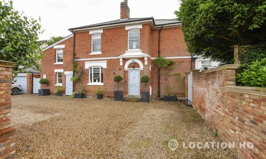 The Georgian Country House