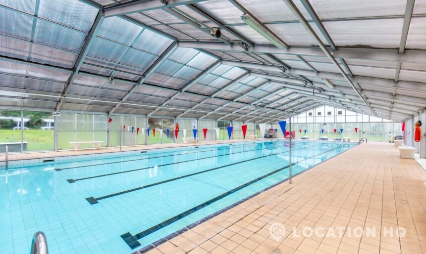 indoor swimming school film location
