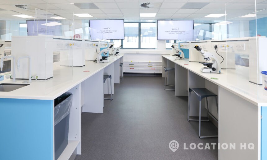 Wide space lab.
