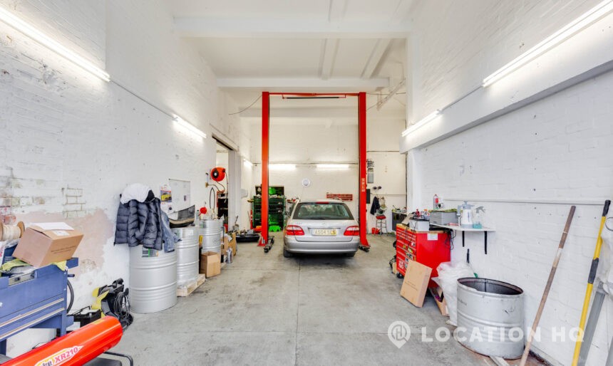 motor garage