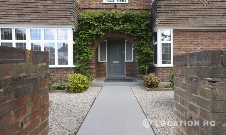 Suburban family house film location