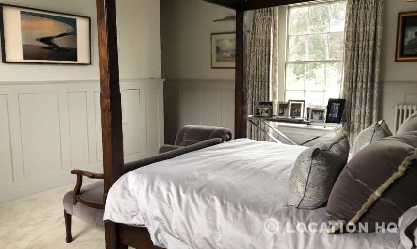 Bed room