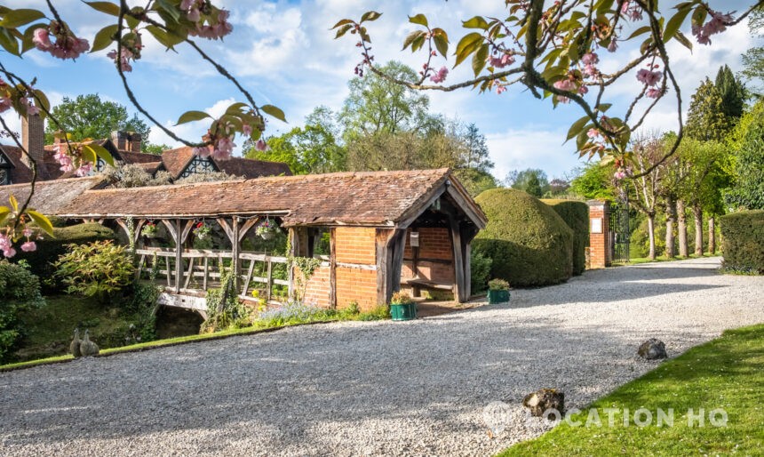 gatehouse bridge entrance country house Manor House