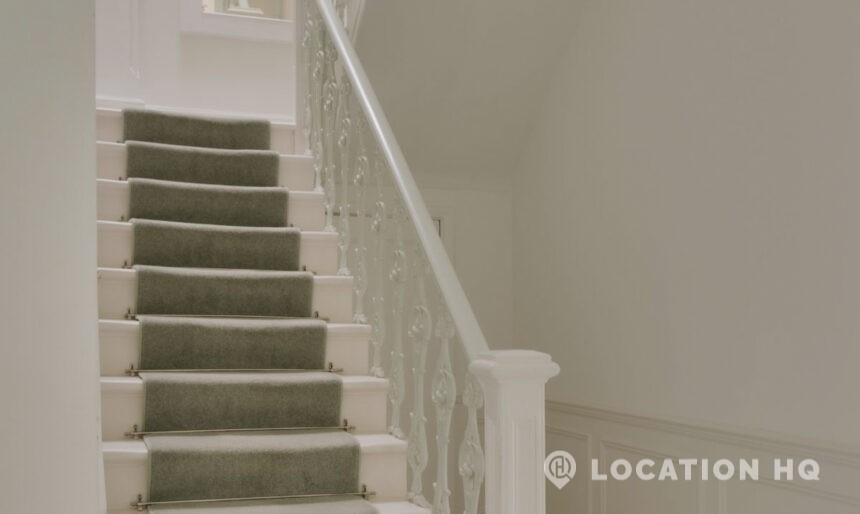 minimalist house staircase