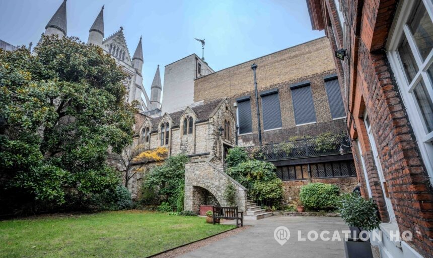 medival courtyard film location