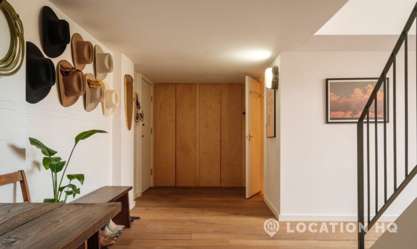 Old victorian schoolhouse filming location