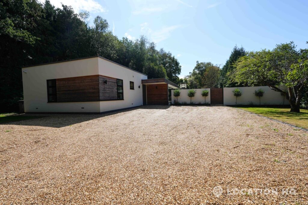 Contemporary House Location Hq