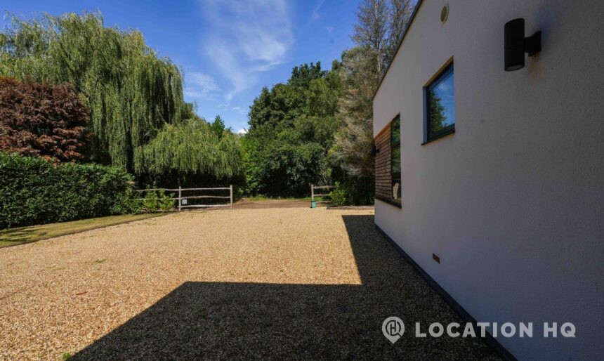 contemporary house for filming