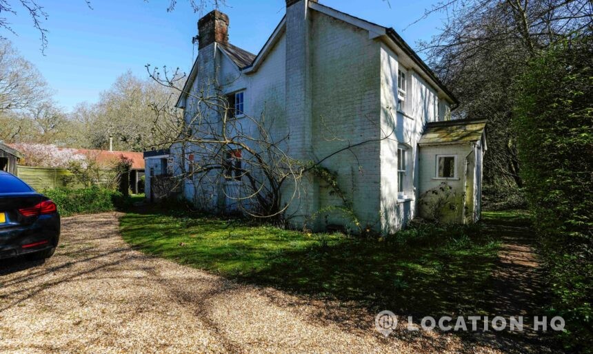 The Country Cottage