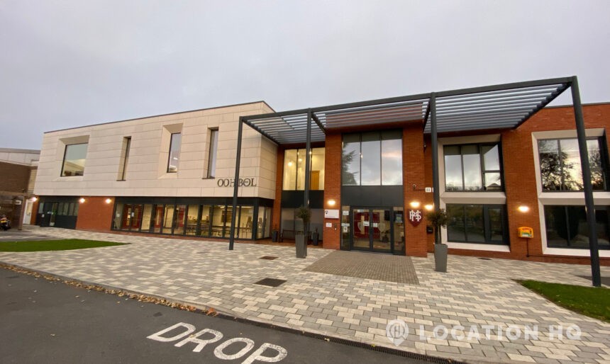 private school film location