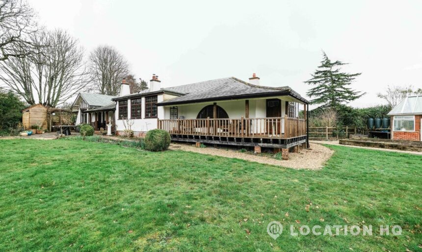 The Detached Bungalow image 2