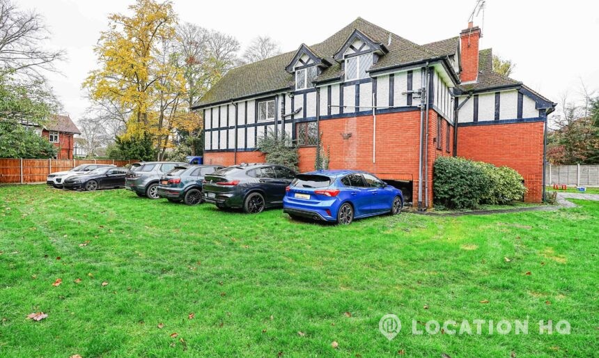 private driveway house for filming