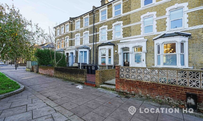 Contemporary Victorian House image 3