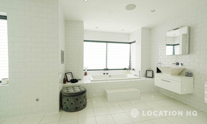 sunken bath film location