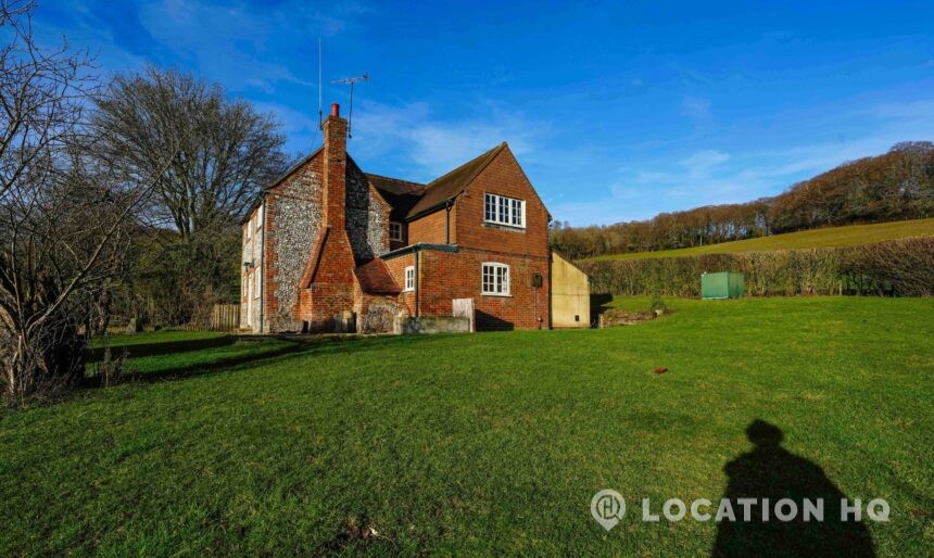 The Isolated Cottage