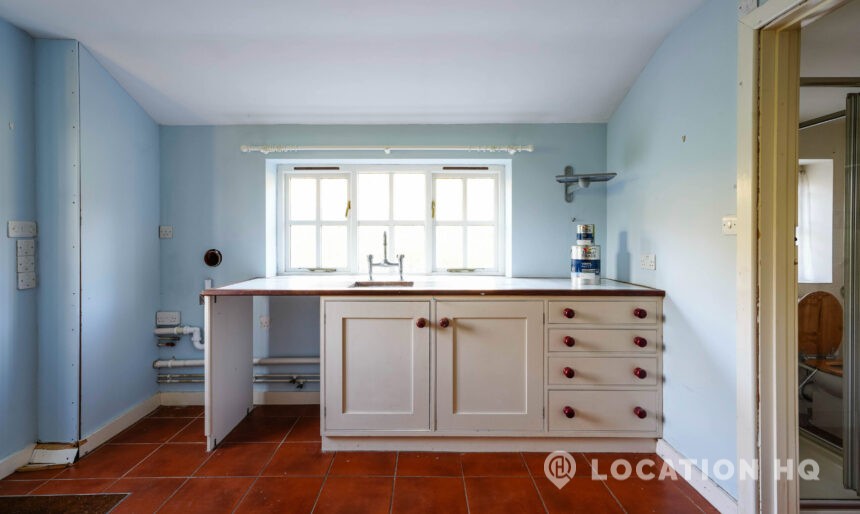 period cottage available for filming