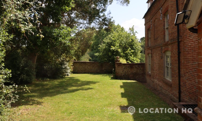 The 18th‑Century Brick House image 3