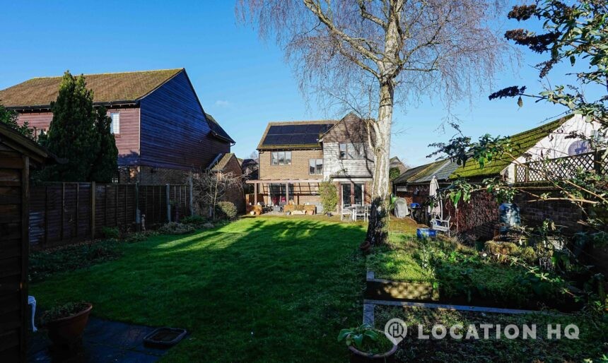 The British Suburban Detached House  image 1