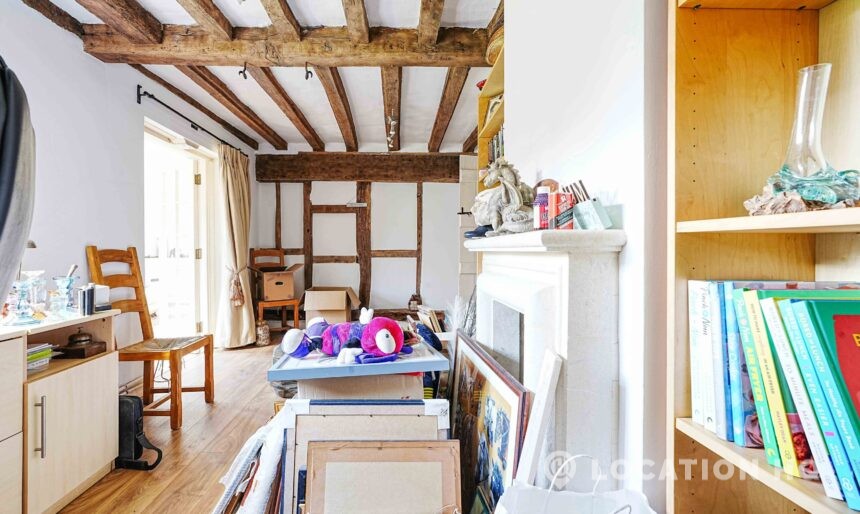 17th Century farmhouse interiors