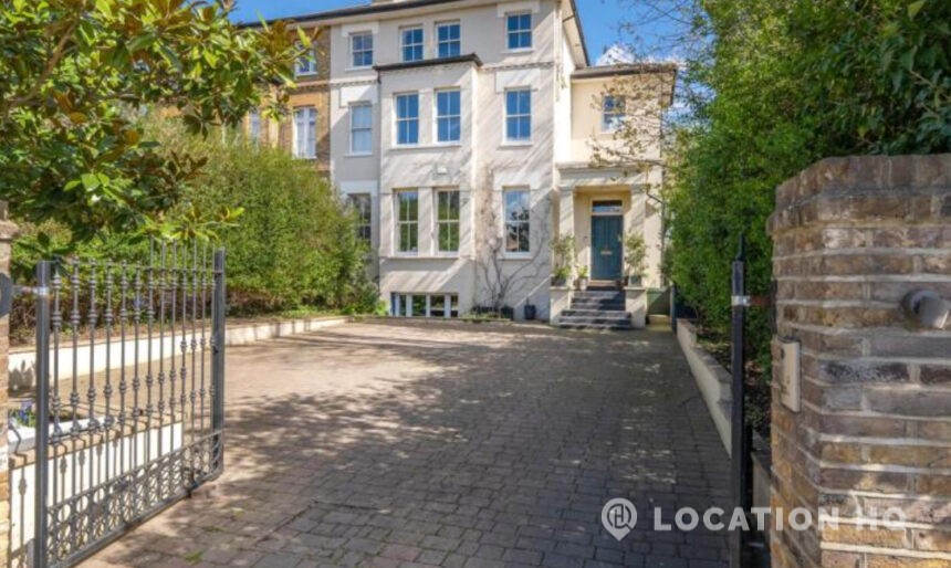 The Riverside Townhouse