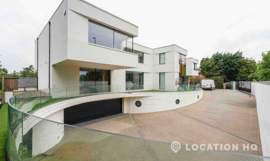 drive in garage modern house
