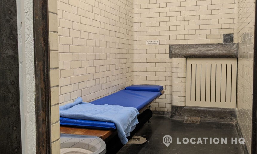 prison cells uk