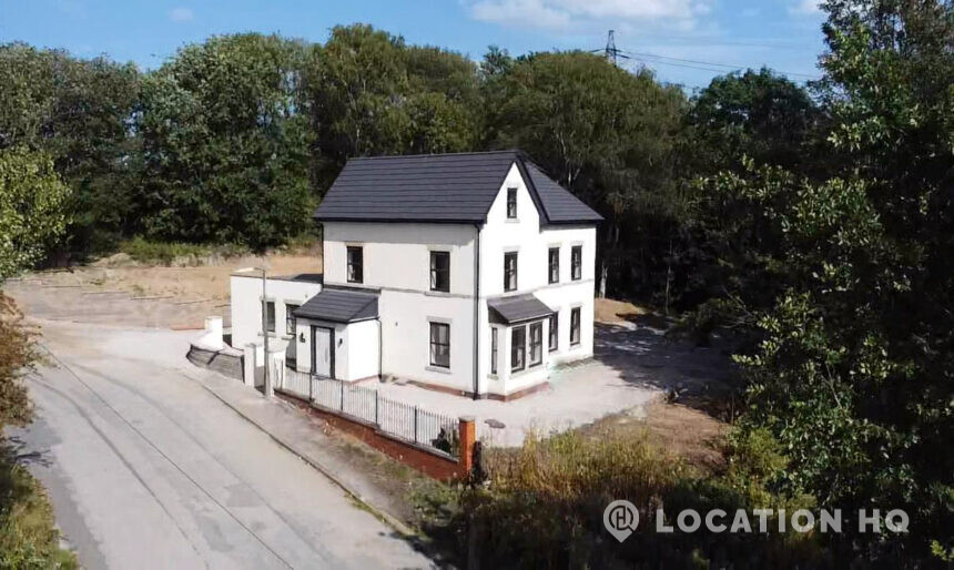 vacant house filming location