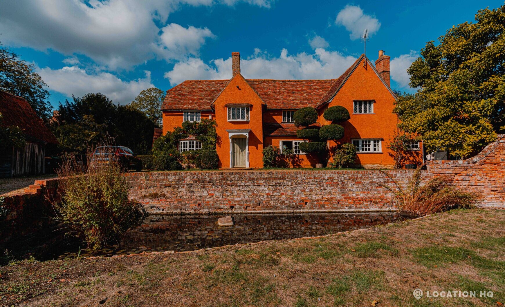 farmhouse farm house
